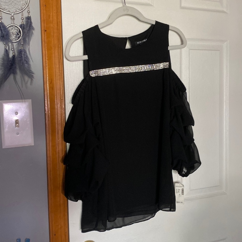 Roz&Ali Cold Shoulder Too